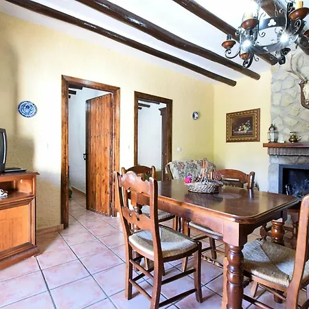 Villa Belvilla By Oyo Cortijo Alazores
