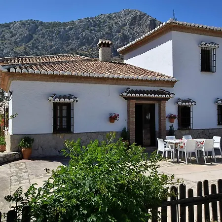 Villa Belvilla By Oyo Cortijo Alazores Alfarnatejo